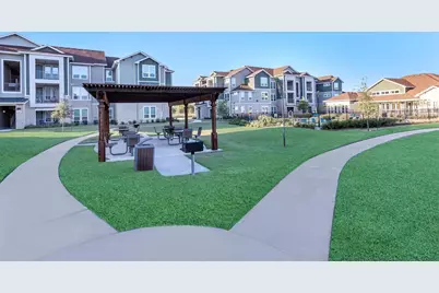 4633 Campus Dr, Fort Worth, TX 76119 - Photo 13