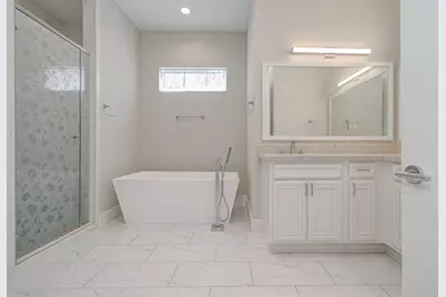 1314 Mayfair Clarkson Lane, Houston, TX 77055 - Photo 13