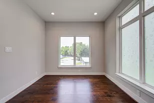 1314 Mayfair Clarkson Ln, Houston, TX 77055 - Photo 17