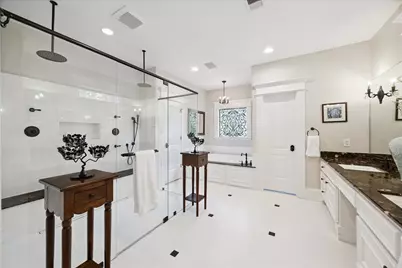 2124 Gostick Street, Houston, TX 77008 - Photo 7