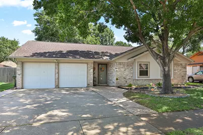 1819 Meadow Creek Drive, Pearland, TX 77581 - Photo 1
