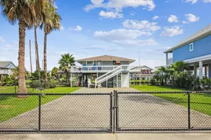 21806 Lampasas Dr, Galveston, TX 77554 - Photo 1
