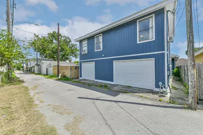 5220 Avenue P 1/2, Galveston, TX 77551 - Photo 25