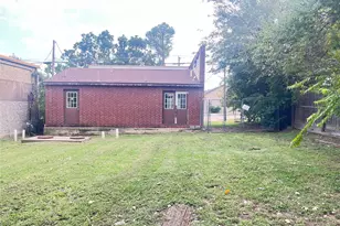 527 E Main St, Lewisville, TX 75057 - Photo 7