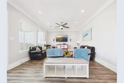 25011 Sausalito Drive, Galveston, TX 77554 - Photo 13