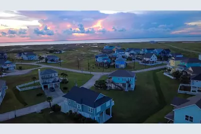 25011 Sausalito Drive, Galveston, TX 77554 - Photo 47