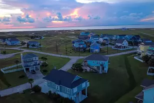 25011 Sausalito Dr, Galveston, TX 77554 - Photo 47
