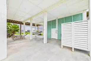 25011 Sausalito Dr, Galveston, TX 77554 - Photo 41
