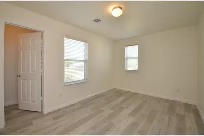19009 Barnesdale Court, Houston, TX 77073 - Photo 13