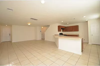 19009 Barnesdale Court, Houston, TX 77073 - Photo 5