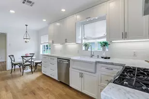 3744 Aberdeen Way, Houston, TX 77025 - Photo 3
