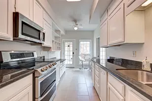 600 Wilcrest Dr, Houston, TX 77042 - Photo 7