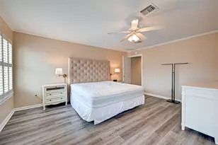 600 Wilcrest Dr, Houston, TX 77042 - Photo 13