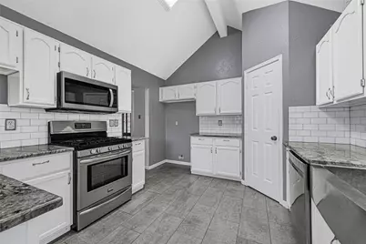 8626 Summit Pines Drive, Humble, TX 77346 - Photo 11