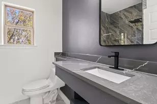8046 Chateau St, Houston, TX 77028 - Photo 19