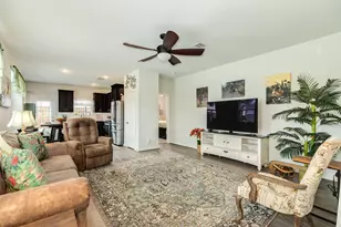 7117 Elgin St, Pearland, TX 77584 - Photo 3