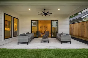 1501 Bonnie Brae St, Houston, TX 77006 - Photo 27