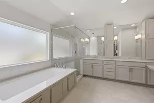 24714 Hunters Hollow Dr, Spring, TX 77380 - Photo 23