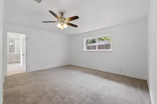 24714 Hunters Hollow Dr, Spring, TX 77380 - Photo 19