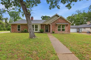 24714 Hunters Hollow Dr, Spring, TX 77380 - Photo 3