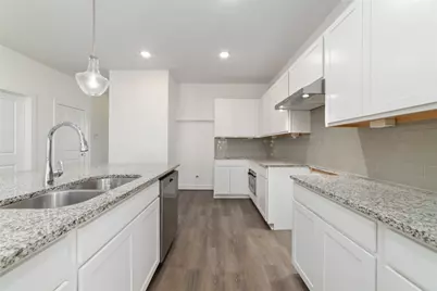 919 Golden Willow Lane, Conroe, TX 77304 - Photo 9