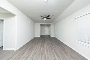 3062 Nickell Back Dr, Conroe, TX 77301 - Photo 5