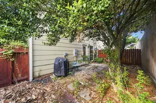 3808 Center Plaza Dr, Houston, TX 77007 - Photo 25