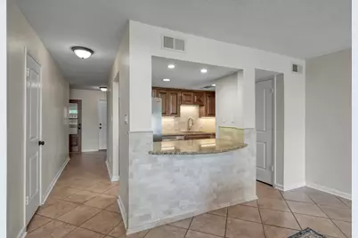 33 Regency Point, Conroe, TX 77356 - Photo 5