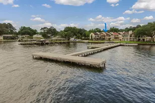 33 Regency Pt, Conroe, TX 77356 - Photo 23