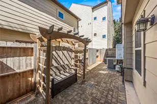 1218 Sampson St, Houston, TX 77003 - Photo 23