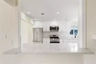 13530 La Concha Ln, Houston, TX 77083 - Photo 9