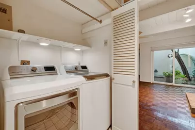 5338 Brownway Street #B19, Houston, TX 77056 - Photo 33