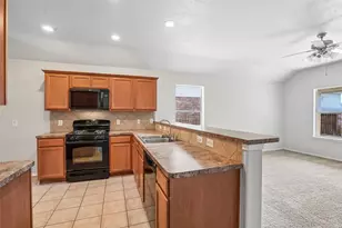 10710 Laurelton Ct, Humble, TX 77396 - Photo 9