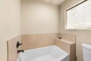 6838 Foster St, Houston, TX 77021 - Photo 15