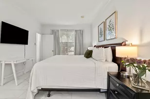 2100 Tanglewilde St, Houston, TX 77063 - Photo 15