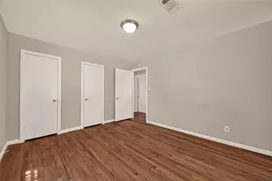 8022 White Ave, Hitchcock, TX 77563 - Photo 25