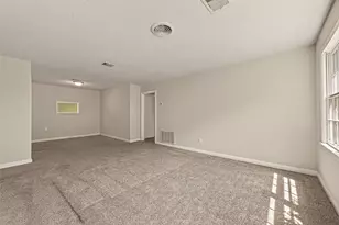 8022 White Ave, Hitchcock, TX 77563 - Photo 31