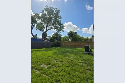 711 Rosedale Street, La Marque, TX 77568 - Photo 13