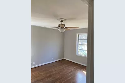 1423 W 10th Street, Freeport, TX 77541 - Photo 7