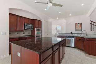 15466 Mansion Woodland Dr, Conroe, TX 77384 - Photo 13