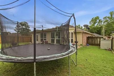 516 Lovers Lane, Dayton, TX 77535 - Photo 23