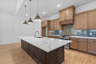 12222 Luke Dr, Mont Belvieu, TX 77523 - Photo 13