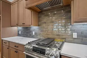 12222 Luke Dr, Mont Belvieu, TX 77523 - Photo 15