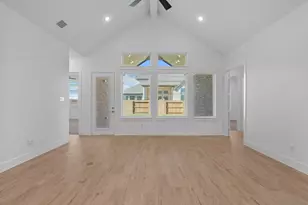 12222 Luke Dr, Mont Belvieu, TX 77523 - Photo 19