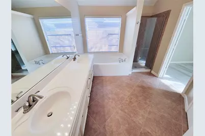 9514 Garnet Falls Lane, Humble, TX 77396 - Photo 33