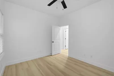 8410 Sunnyhill Street, Houston, TX 77088 - Photo 13