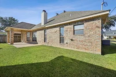 6820 Essex Lane, Groves, TX 77619 - Photo 23
