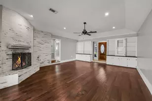 3405 Longherridge Dr, Pearland, TX 77581 - Photo 5