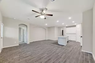 2122 Rosillo Brook Dr, Baytown, TX 77521 - Photo 7