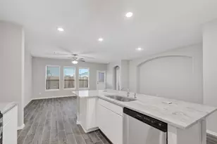 2122 Rosillo Brook Dr, Baytown, TX 77521 - Photo 17